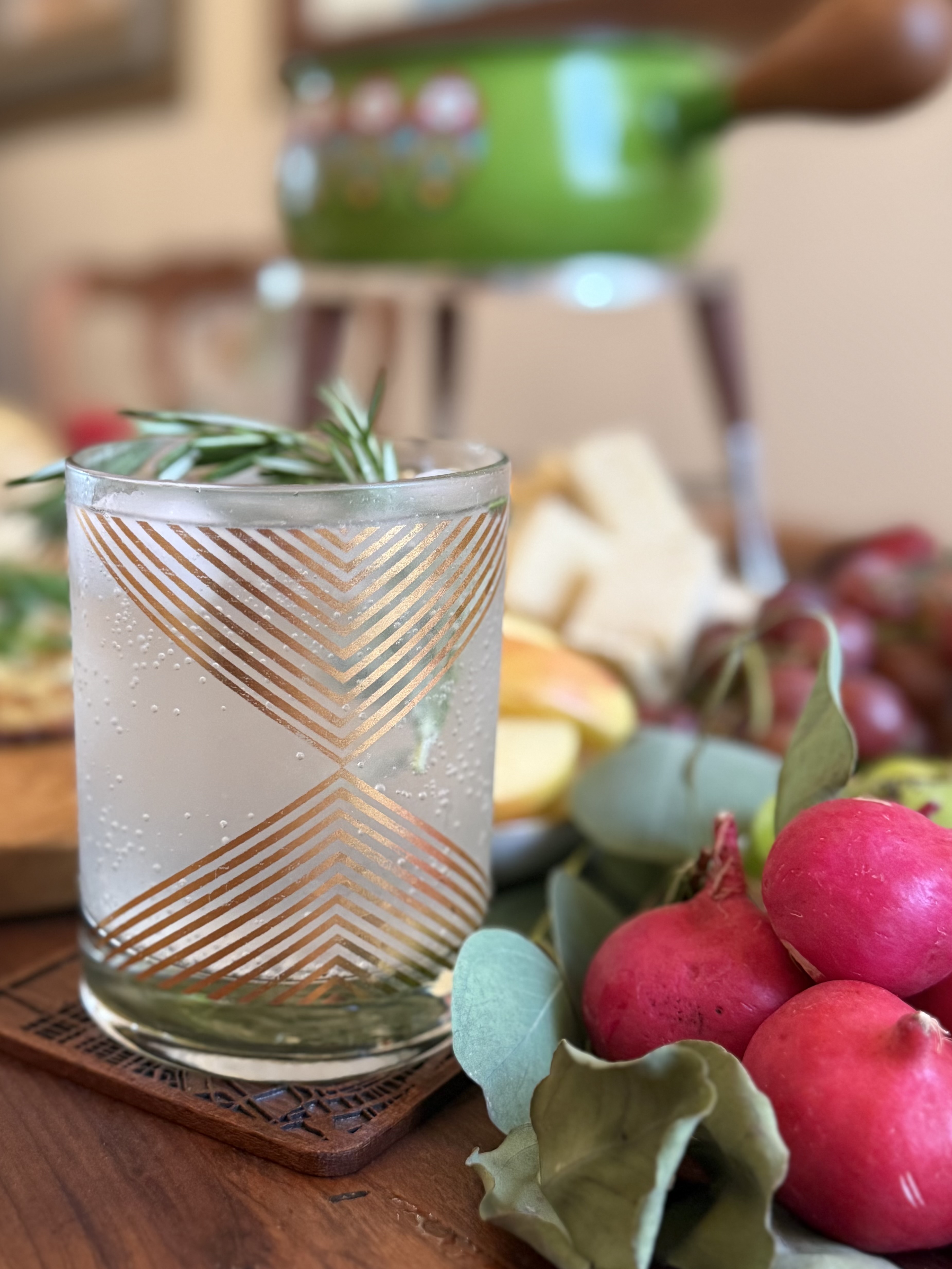 Switzerland sparkling pear rosemary lemonade thumbnail