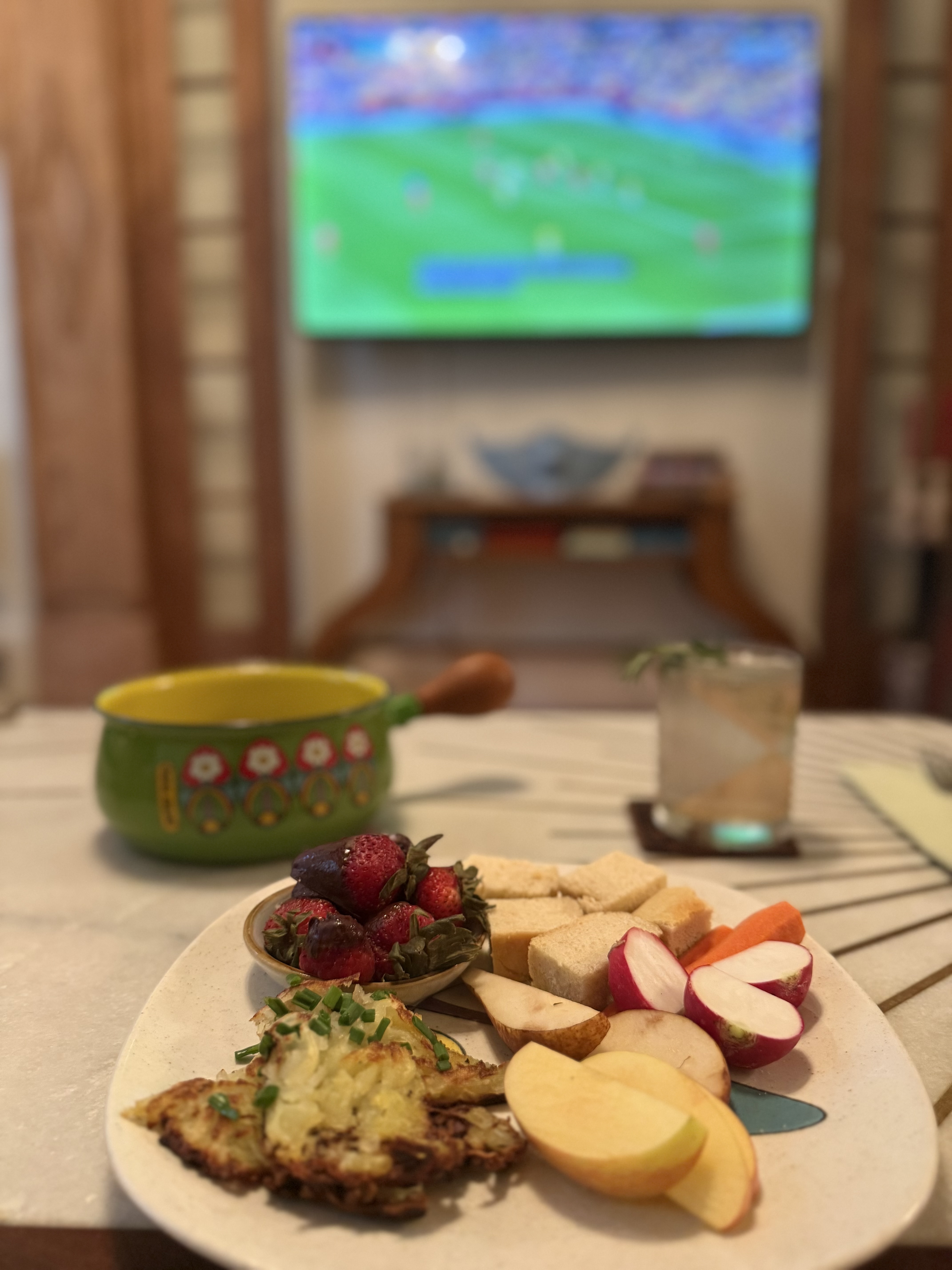Switzerland plated fondue service thumbnail